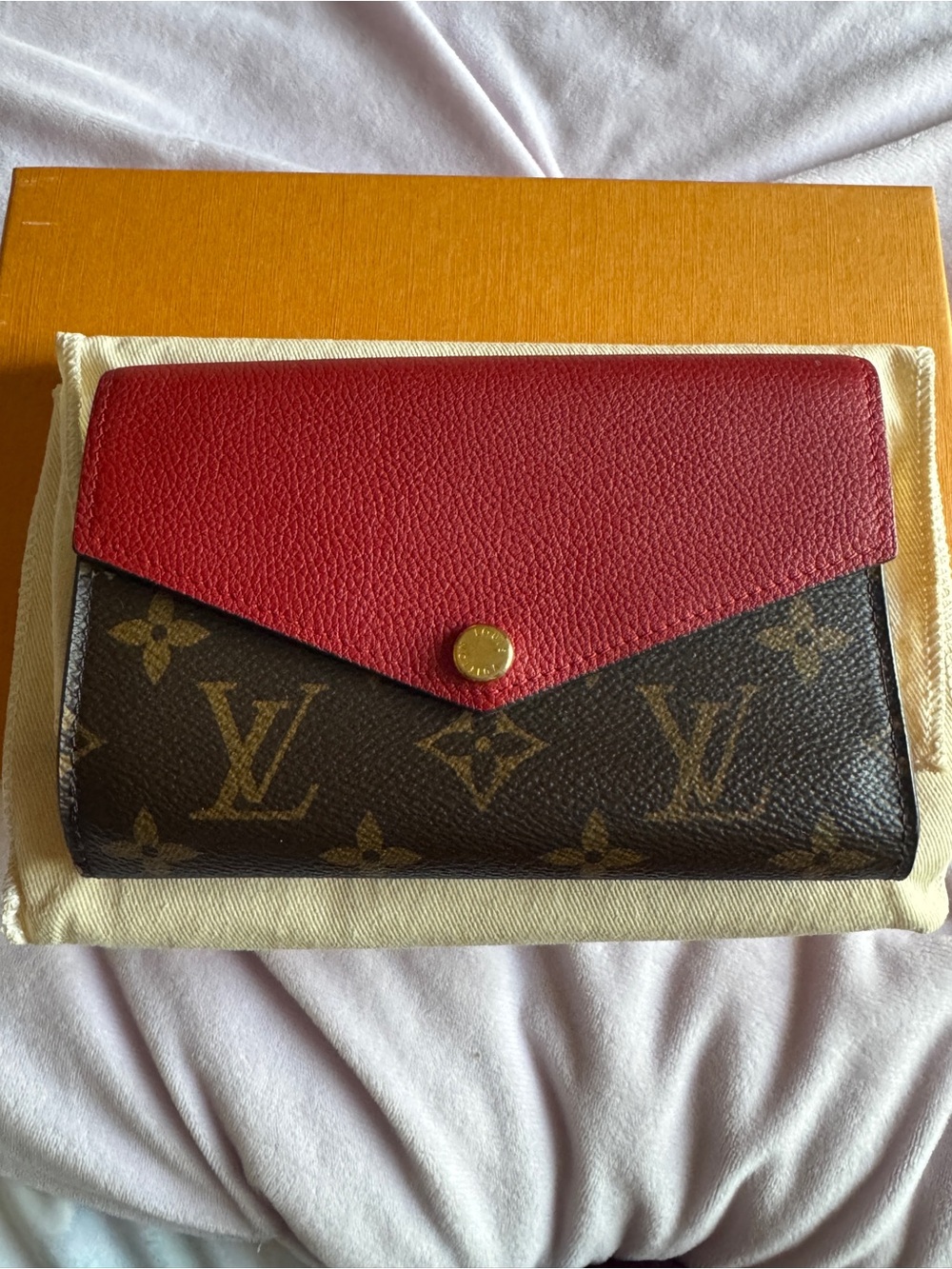 Louis Vuitton Pallas monogram and red wallet